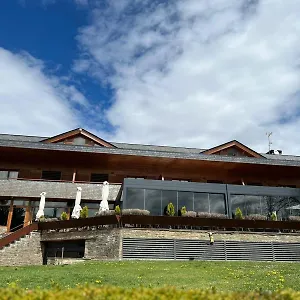 hesperia-chalet-del-golf.catalonia-hotels.com/